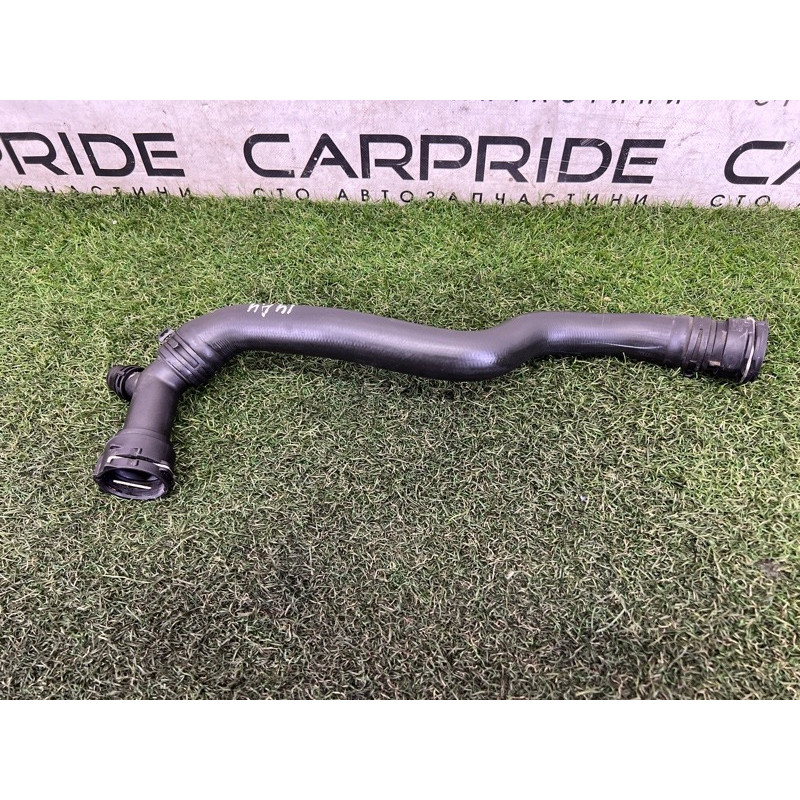 Патрубок (система охлаждения) AUDI A4 B9 2017 2.0 8W0122101B