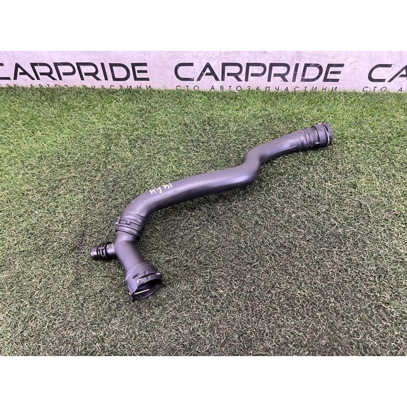 Патрубок (система охлаждения) AUDI A4 B9 2017 2.0 8W0122101B