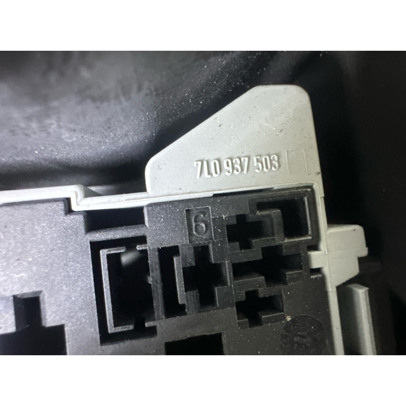 Блок предохранителей (электрика) Volkswagen Touareg NF 2013 3.6 7P0907295