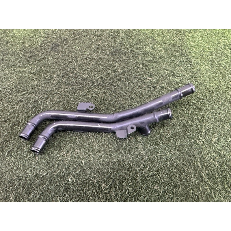 Трубка системи охолодження (система охолодження) Volkswagen Touareg NF 2013 3.6 7P0121065L