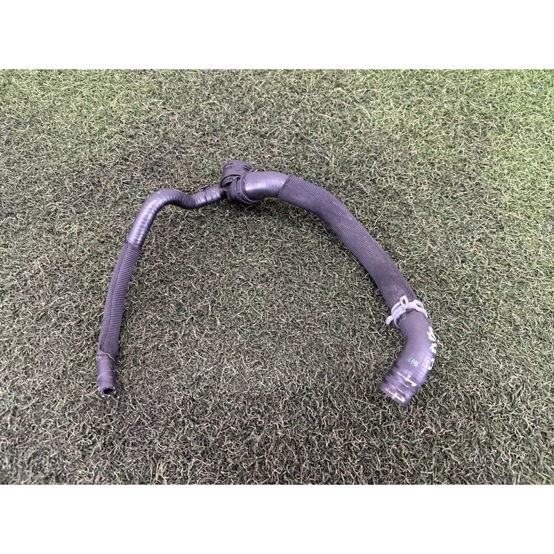 Шланг (система охолодження) AUDI A3 8V 2016 1.8 CNSB 5Q0122101FJ