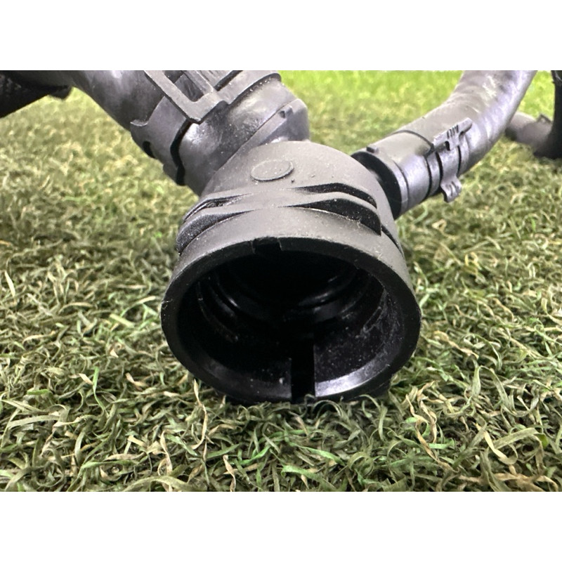 Шланг (система охолодження) AUDI A3 8V 2016 1.8 CNSB 5Q0122101FJ