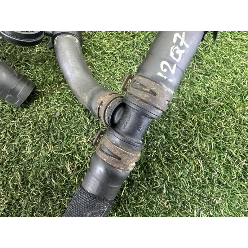 Патрубок (система охлаждения) AUDI Q7 4L 2011 3.0 TFSi 7L8121070AE