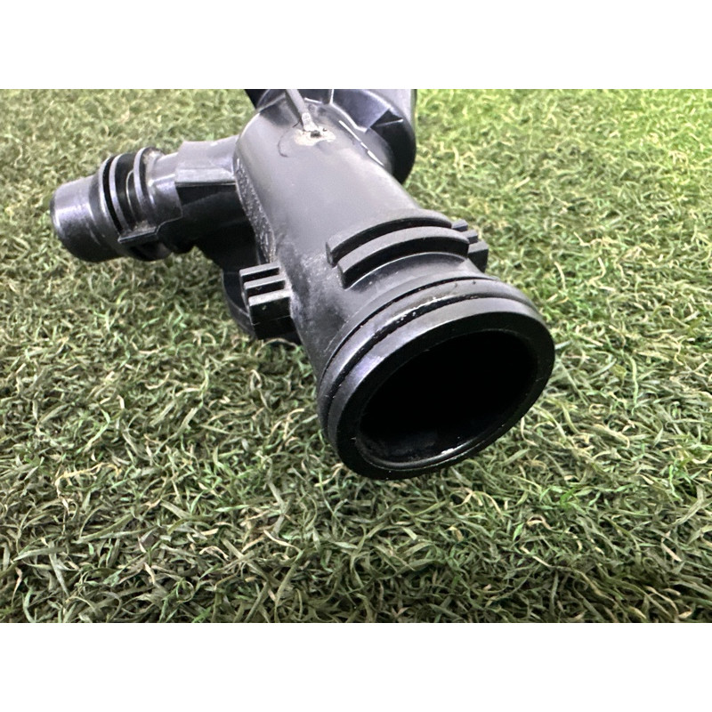 Фланець системи охолодження (система охолодження) AUDI A8 D4 2011 4.2 CDRA 079121137K