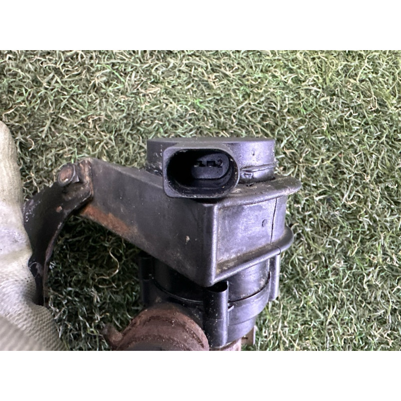 Помпа електрична (електрика) AUDI Q5 8R 2010 3.2 CALB 1K0965561G