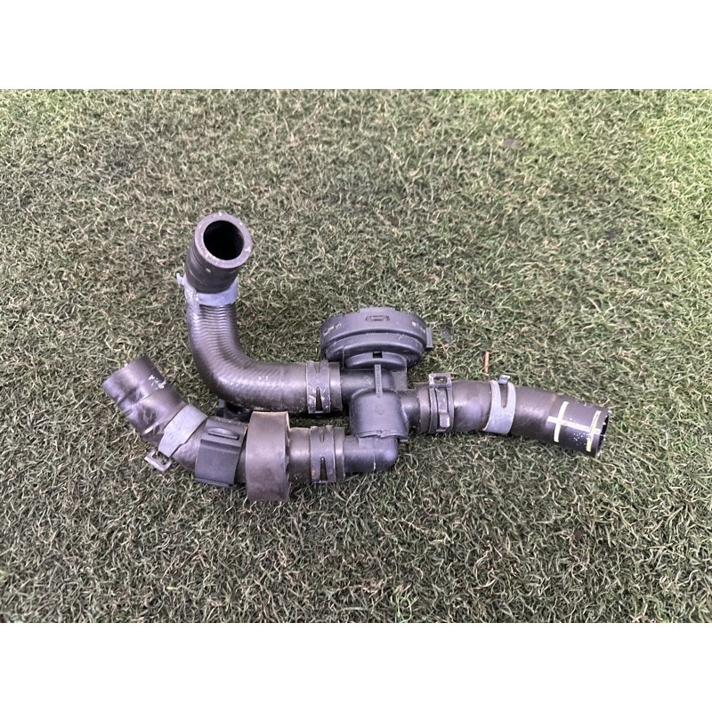 Патрубок (электрика / кнопки) Volkswagen Touareg NF 2012 3.0 Hybrid CGFA 7P0122073B