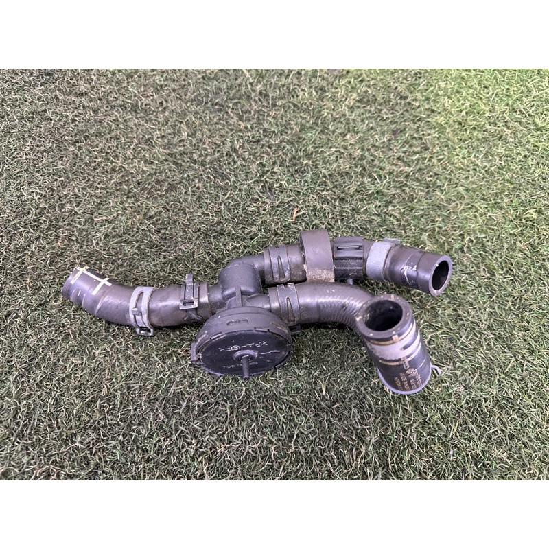 Патрубок (электрика / кнопки) Volkswagen Touareg NF 2012 3.0 Hybrid CGFA 7P0122073B