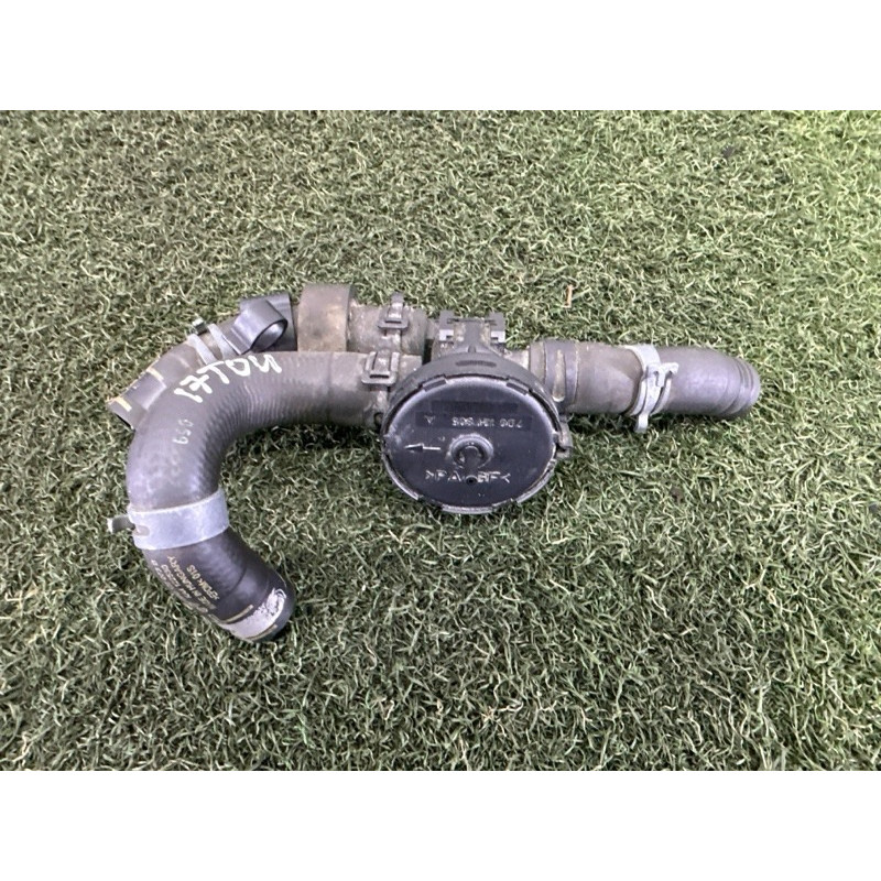 Патрубок (электрика / кнопки) Volkswagen Touareg NF 2012 3.0 Hybrid CGFA 7P0122073B