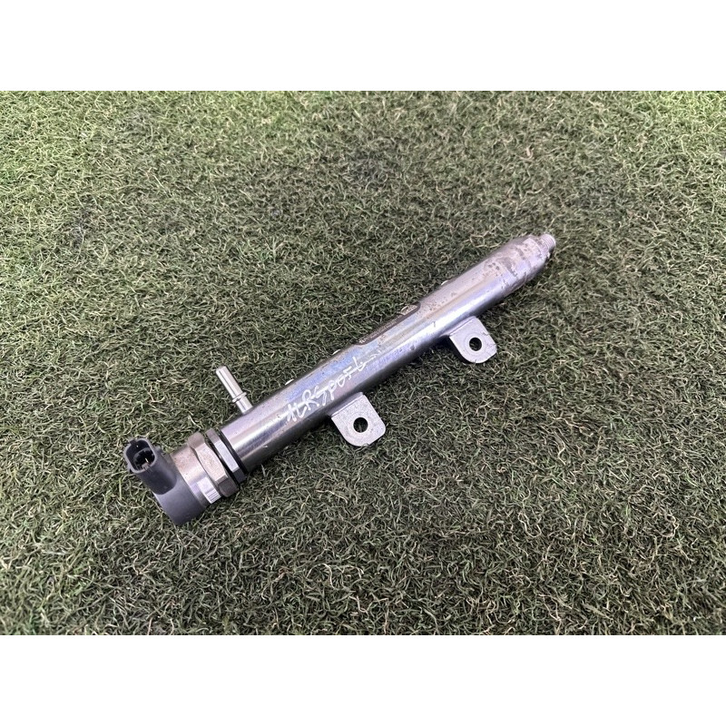 Паливна рампа (топливная система) LAND ROVER RANGE ROVER Sport L494 2016 3.0 Diesel LR040877