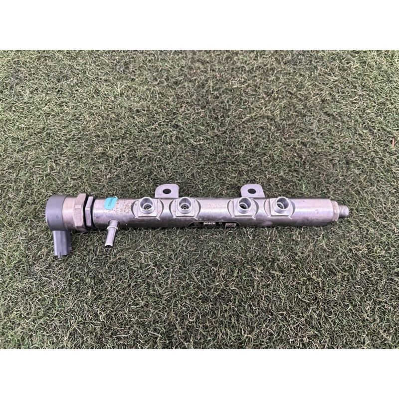 Паливна рампа (топливная система) LAND ROVER RANGE ROVER Sport L494 2016 3.0 Diesel LR040877