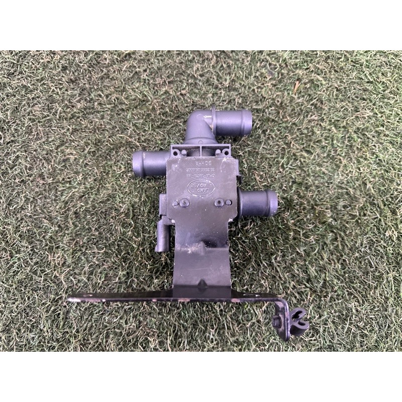 Клапан системи охолодження (электрика / кнопки) LAND ROVER Range Rover L405 2016 5.0 LR066865