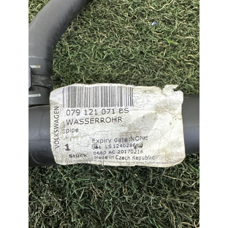 Трубка системы охлаждения (система охлаждения) AUDI A8 D4 2011 4.2 CDRA 079121071BS