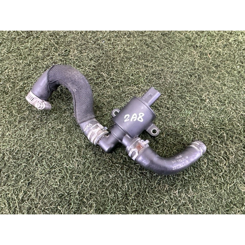 Клапан системи охолодження (електрика / кнопки) AUDI A8 D4 2011 4.2 CDRA 4H0121670A