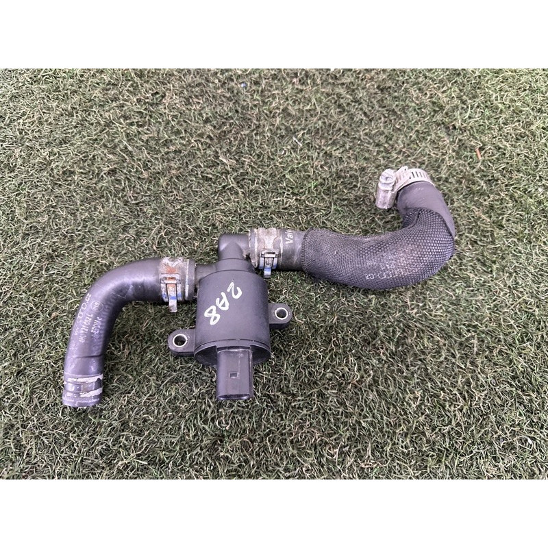 Клапан системи охолодження (електрика / кнопки) AUDI A8 D4 2011 4.2 CDRA 4H0121670A