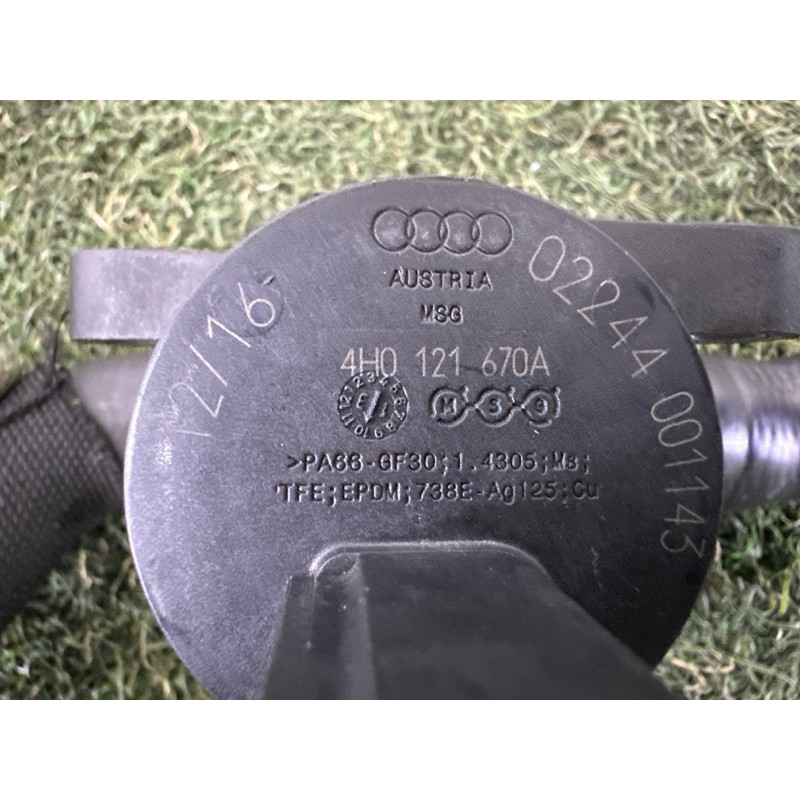 Клапан системи охолодження (електрика / кнопки) AUDI A8 D4 2011 4.2 CDRA 4H0121670A