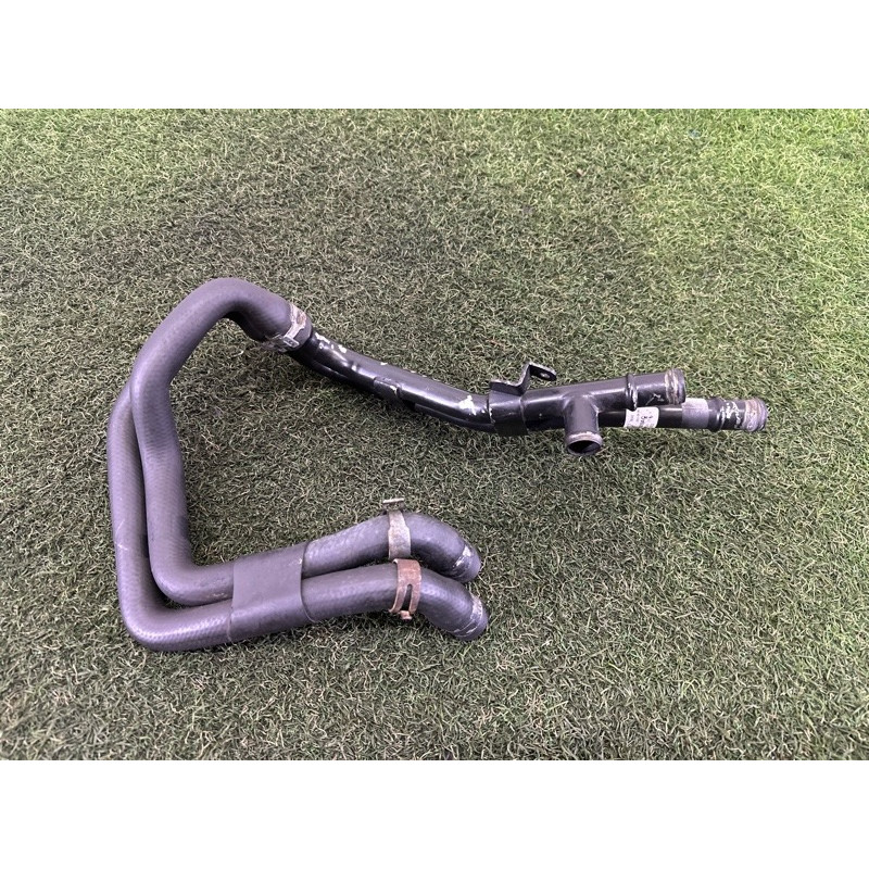 Трубка системи охолодження (система охолодження) Volkswagen Touareg NF 2012 3.6 CGRA 7L0122073AC