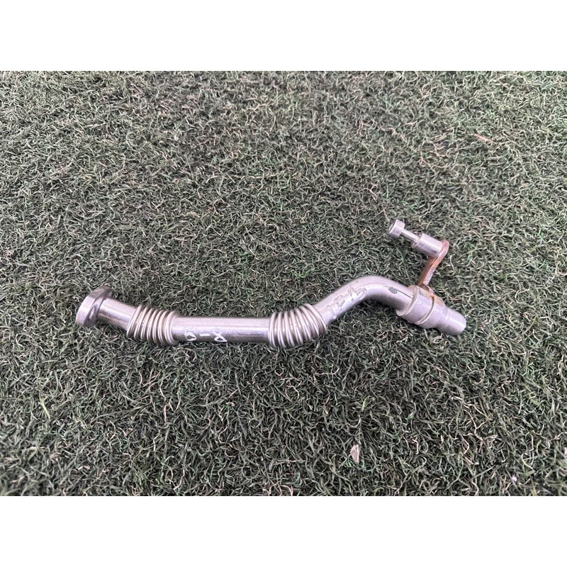 Зворотний маслопровід турбіни (подача палива) BMW X5 F15 2015 4.4 11429454095