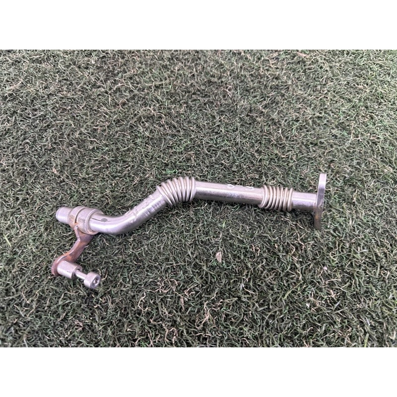 Зворотний маслопровід турбіни (подача палива) BMW X5 F15 2015 4.4 11429454095