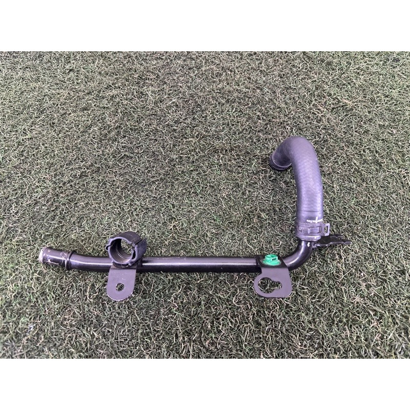 Трубка системи охолодження (система охолодження) Volkswagen Touareg NF 2012 3.6 CGRA 03H121065D