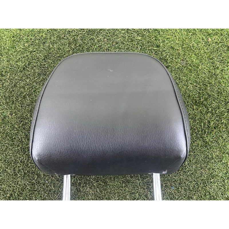 Подголовник (салон) AUDI Q5 8R 2012 3.2 8K0881921B38M