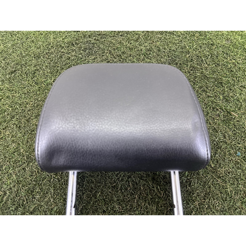 Подголовник (салон) AUDI A4 B8 2013 2.0 TFSI 4G0885973G38M