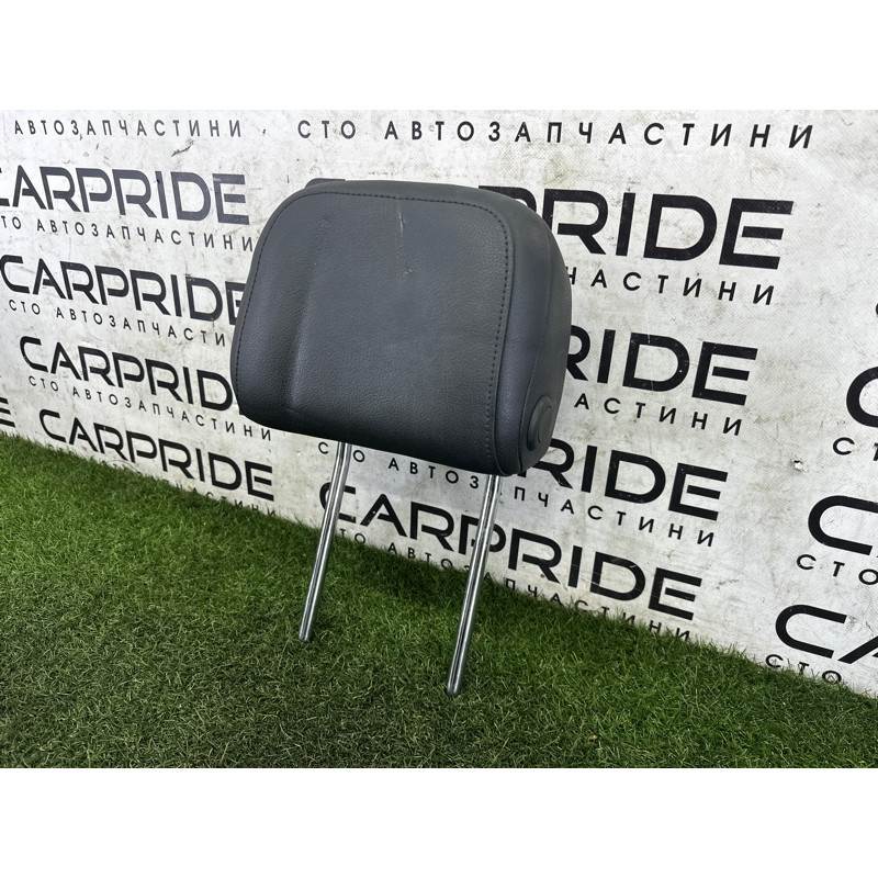 Подголовник (салон) AUDI A4 B9 2017 2.0 TFSI 8W5881901E38M