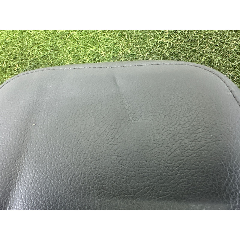 Подголовник (салон) AUDI A4 B9 2017 2.0 TFSI 8W5881901E38M