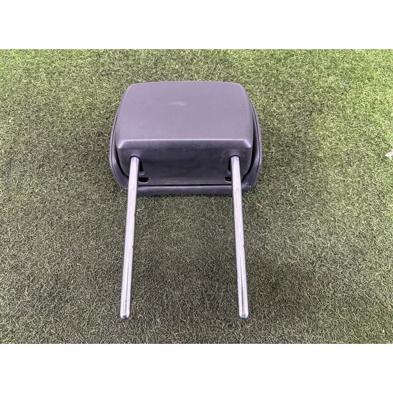 Подголовник (салон) AUDI A4 B9 2017 2.0 TFSI 8W5881901E38M