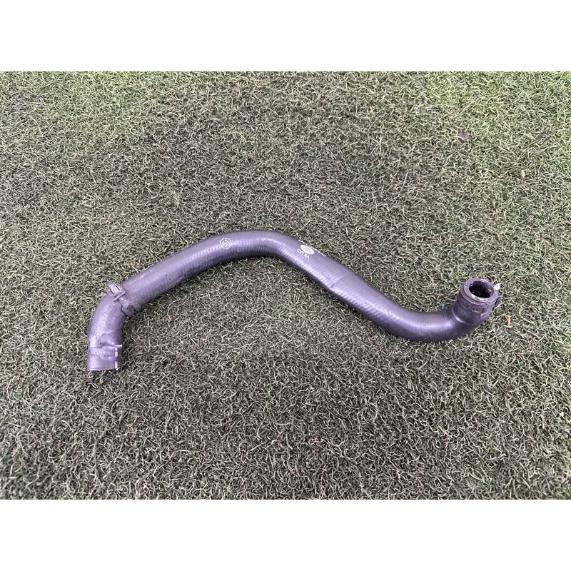 Шланг (система охлаждения) LAND ROVER Range Rover L405 2016 5.0 LR034616