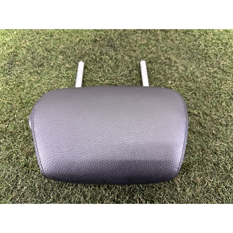 Подголовник (салон) BMW 3-series F30 2015 2.0 52207291141