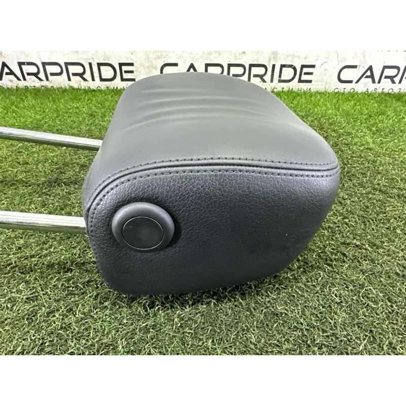 Підголівник (салон) AUDI A3 8V 2016 1.8 CNSB 8V588190138M