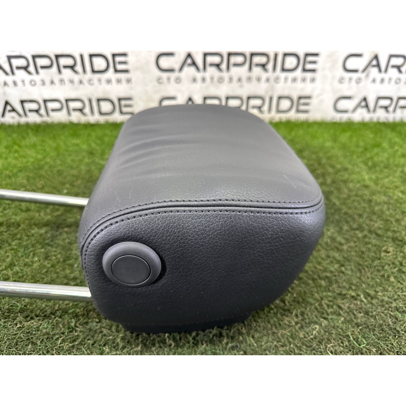 Підголівник (салон) AUDI A3 8V 2016 1.8 CNSB 8V588190138M