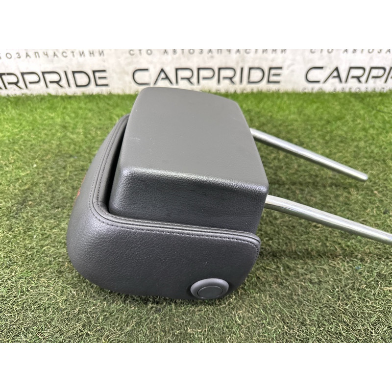 Підголівник (салон) AUDI A3 8V 2016 1.8 CNSB 8V588190138M