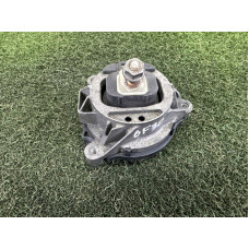 Подушка двигателя