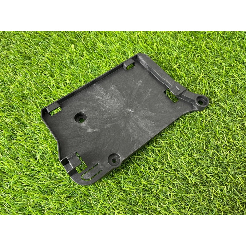 Кронштейн блоку управління (кузов и элементы) Mercedes-Benz EQB 350 X243 2022 A2475453700