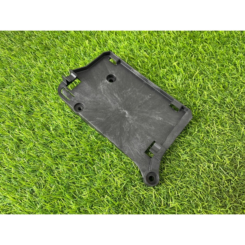 Кронштейн блоку управління (кузов и элементы) Mercedes-Benz EQB 350 X243 2022 A2475453700