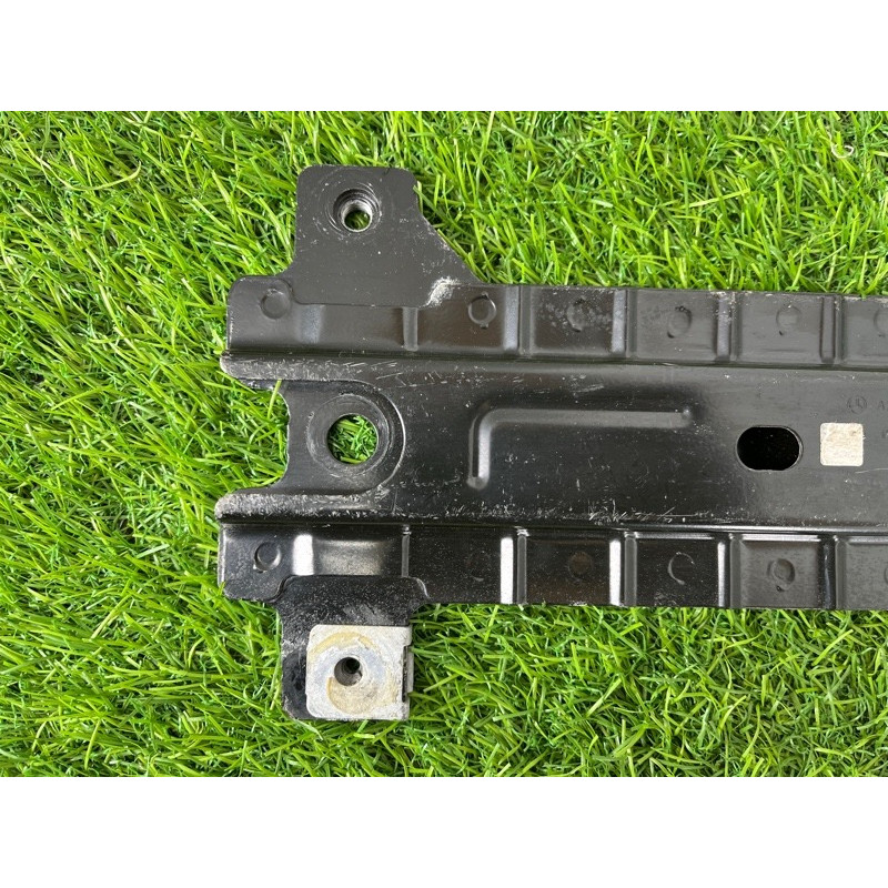 Кронштейн передньої панелі (кузов и элементы) Mercedes-Benz EQB 350 X243 2022 A2436205200