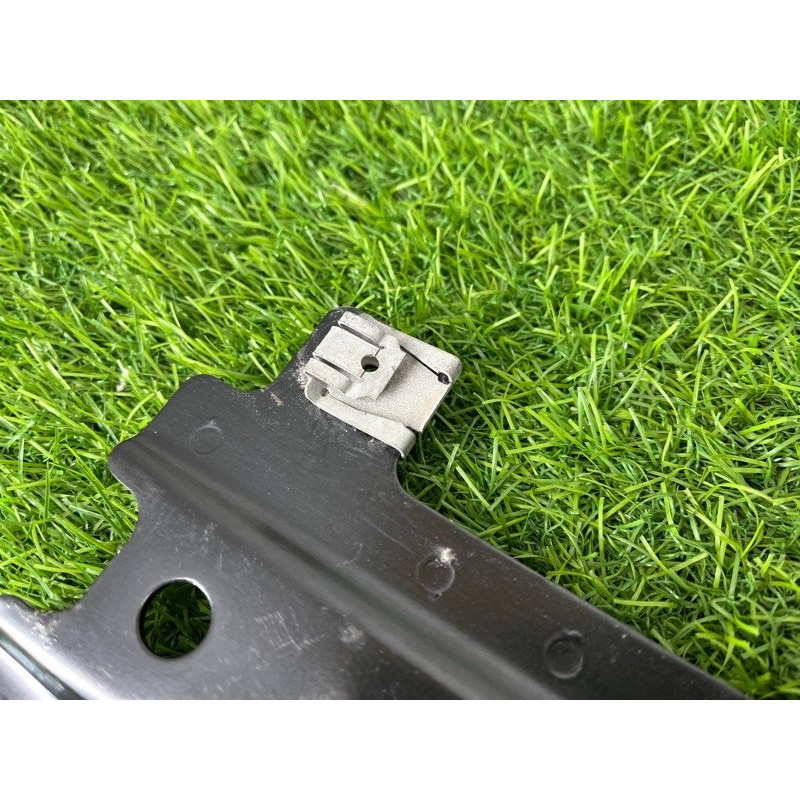 Кронштейн передньої панелі (кузов и элементы) Mercedes-Benz EQB 350 X243 2022 A2436205200