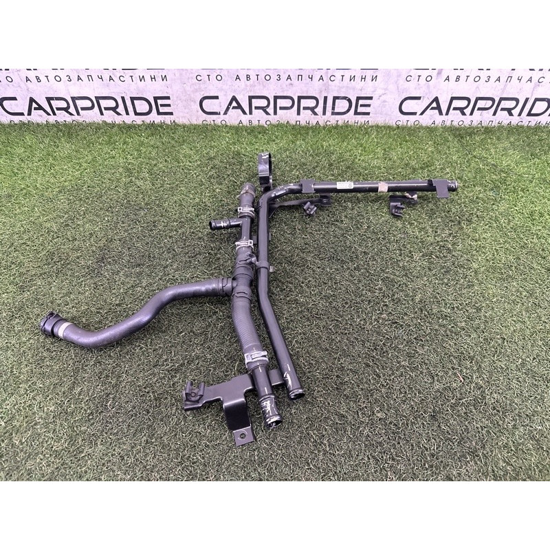 Трубка системи охолодження (система охолодження) Volkswagen Touareg NF 2013 3.0 Hybrid 7P0121070AB
