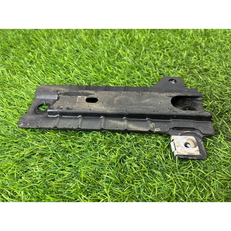 Кронштейн передньої панелі (кузов и элементы) Mercedes-Benz EQB 350 X243 2022 A2436205300