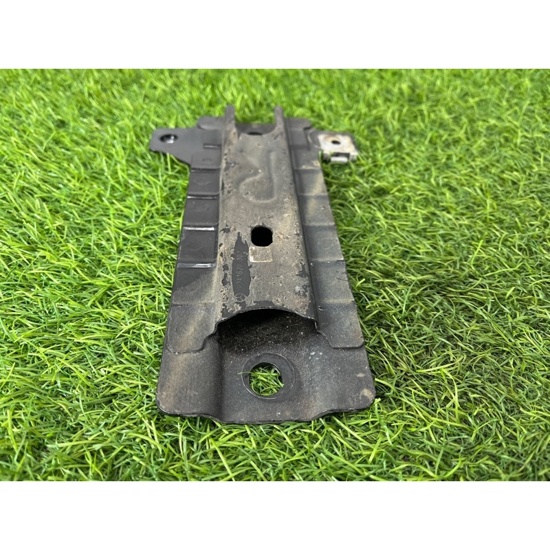 Кронштейн передньої панелі (кузов и элементы) Mercedes-Benz EQB 350 X243 2022 A2436205300