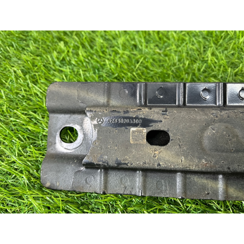 Кронштейн передньої панелі (кузов и элементы) Mercedes-Benz EQB 350 X243 2022 A2436205300