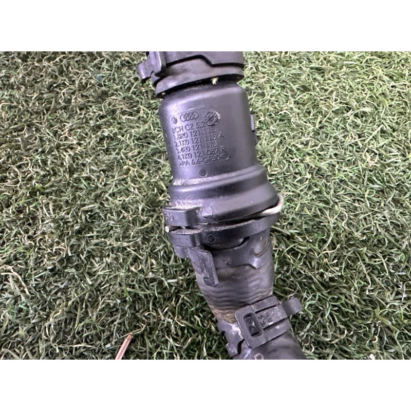 Патрубок (система охлаждения) AUDI A4 B9 2018 2.0 DBPA 8W0122449BC