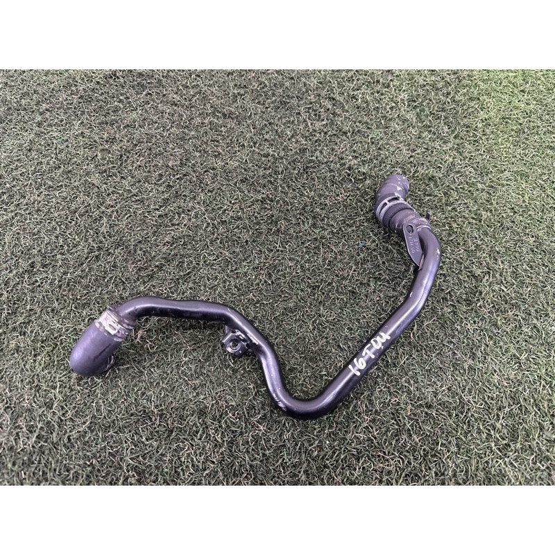 Трубка системи охолодження (система охолодження) Volkswagen Touareg NF 2012 3.0 TDI 059121064E