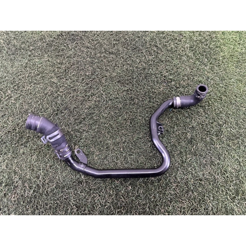 Трубка системи охолодження (система охолодження) Volkswagen Touareg NF 2012 3.0 TDI 059121064E