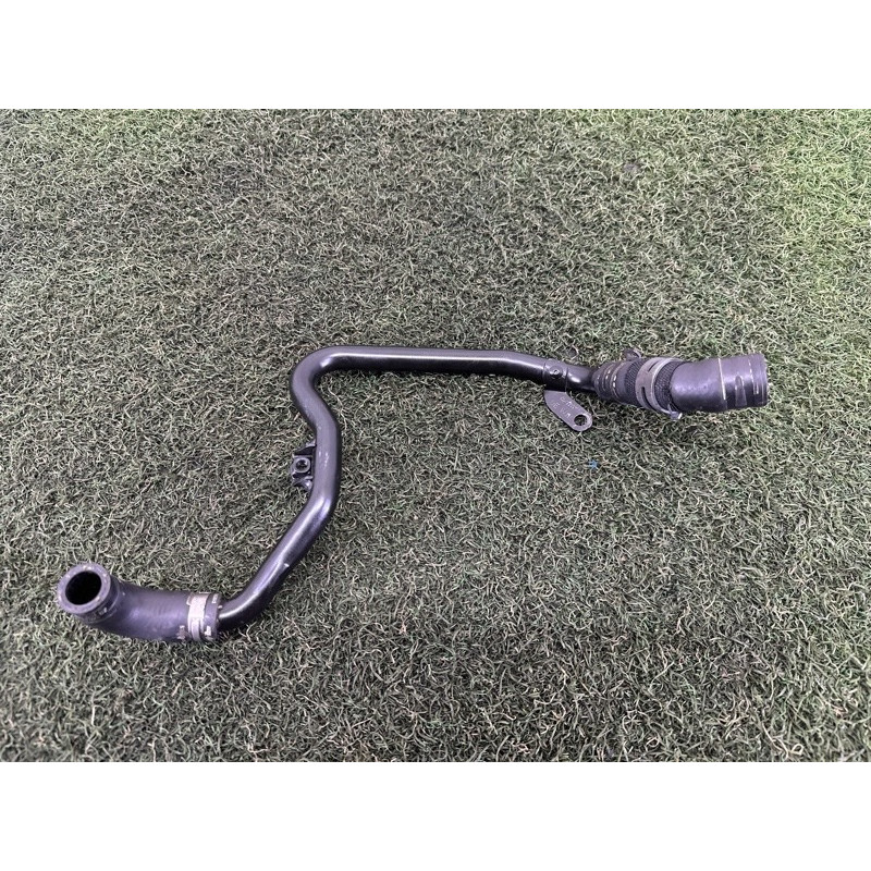 Трубка системи охолодження (система охолодження) Volkswagen Touareg NF 2012 3.0 TDI 059121064E