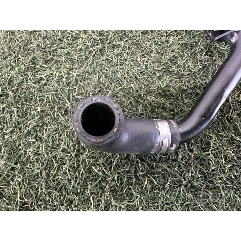 Трубка системи охолодження (система охолодження) Volkswagen Touareg NF 2012 3.0 TDI 059121064E