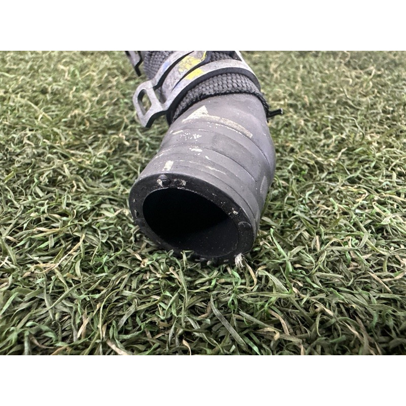 Трубка системи охолодження (система охолодження) Volkswagen Touareg NF 2012 3.0 TDI 059121064E