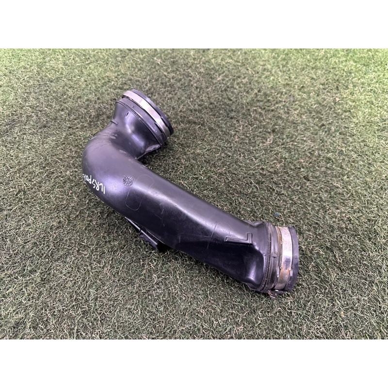 Патрубок воздушного фильтра (впускная система) LAND ROVER RANGE ROVER Sport L494 2016 3.0 Diesel LR078392