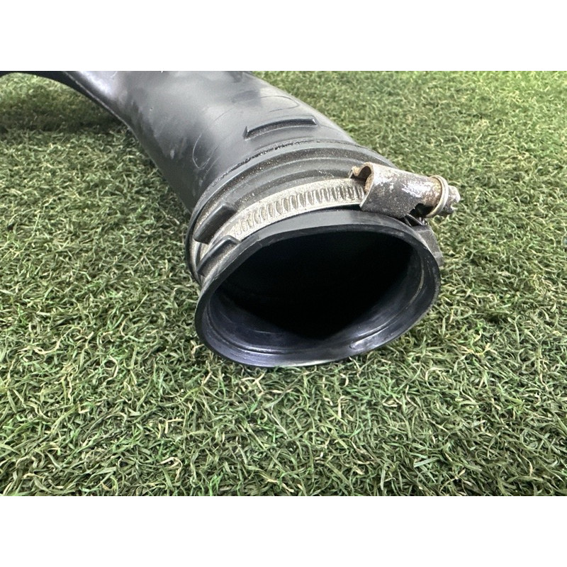 Патрубок воздушного фильтра (впускная система) LAND ROVER RANGE ROVER Sport L494 2016 3.0 Diesel LR078392